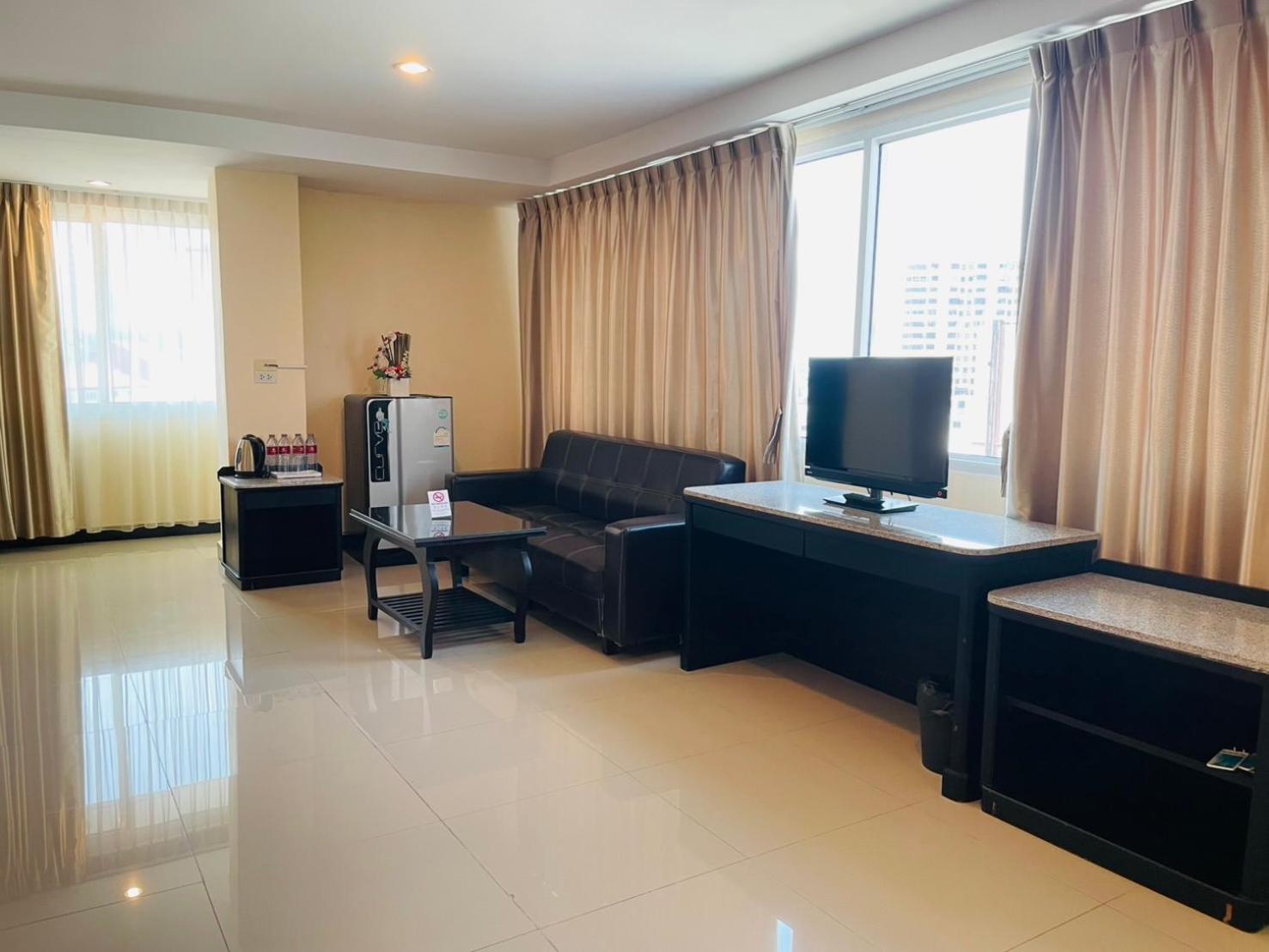 The Grand Day Night Hotel Pattaya Eksteriør billede